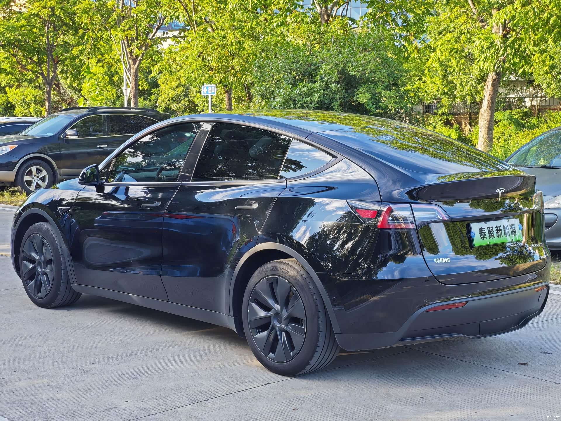 Tesla Model Y, 2024 3