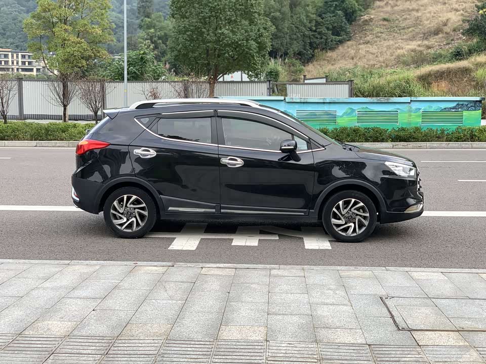 JAC Ruifeng S3