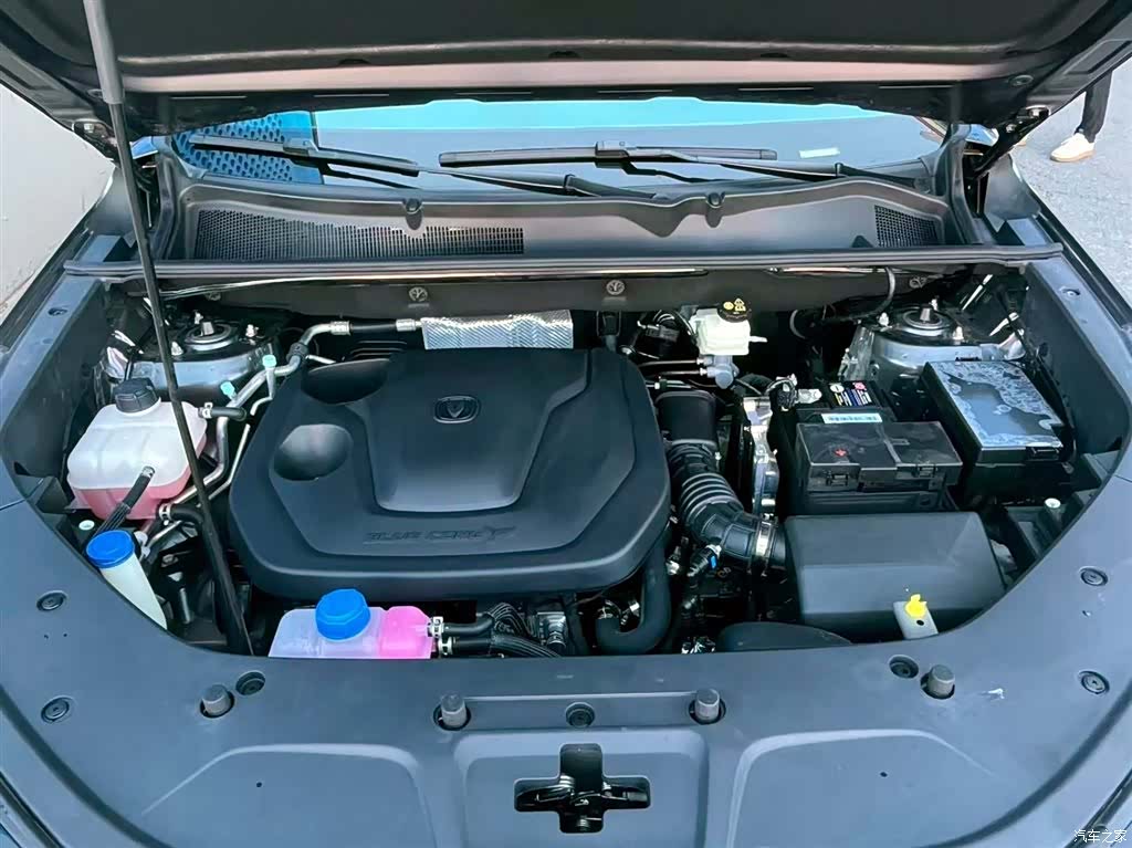 Changan CS75, 2025 7
