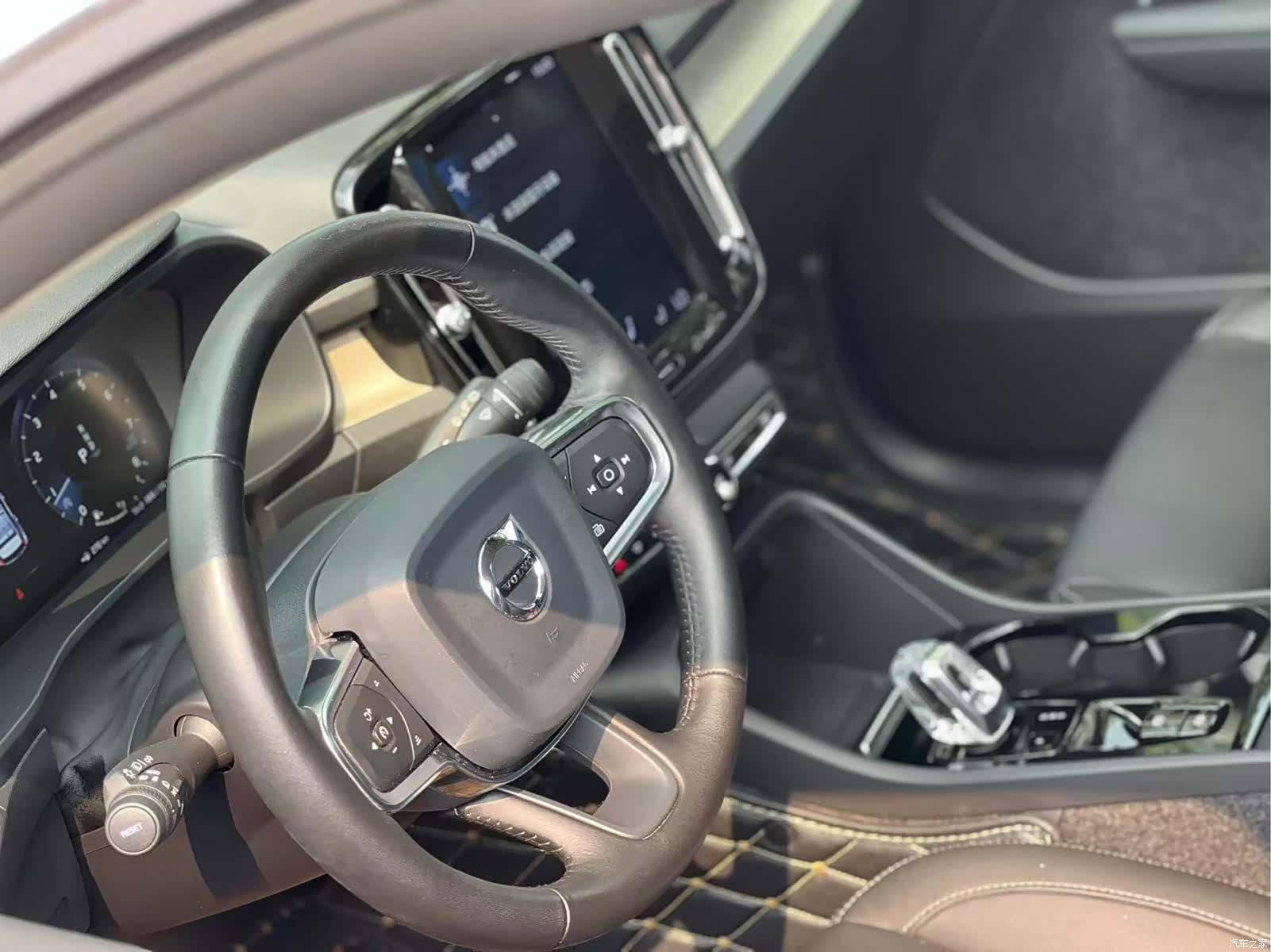 Volvo XC40, 2019 10