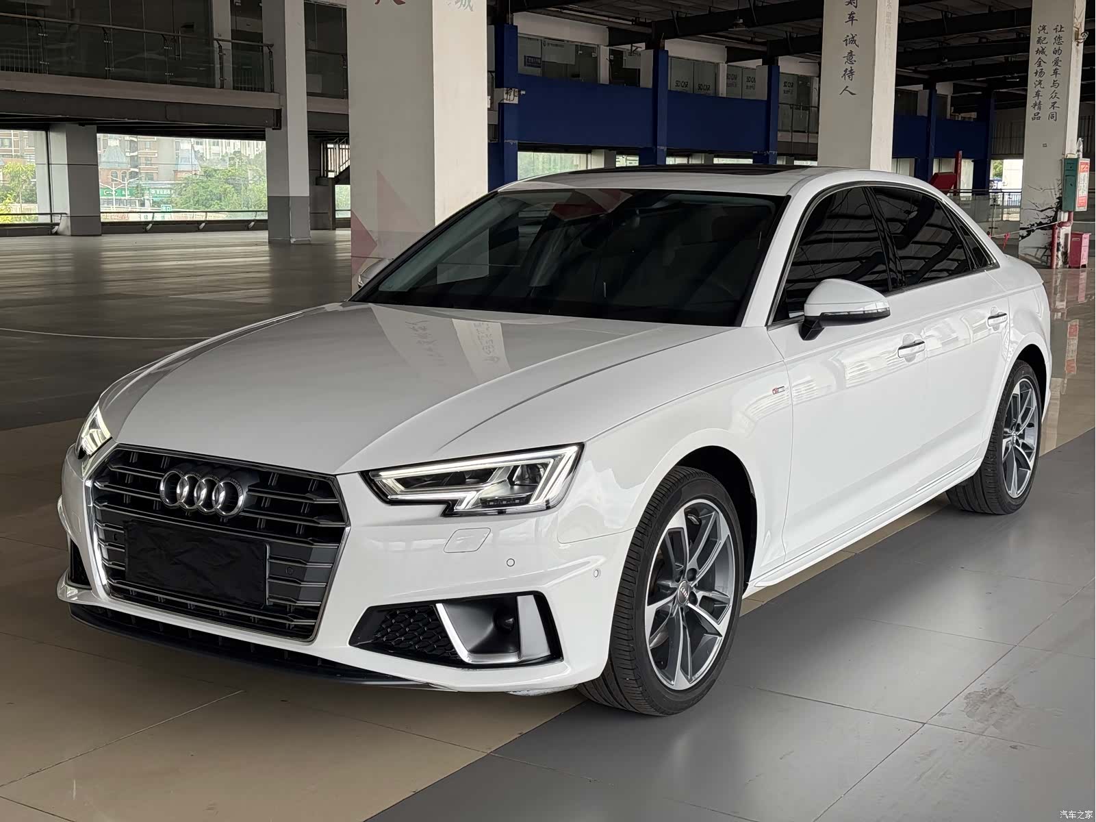 Audi A4L, 2020 1
