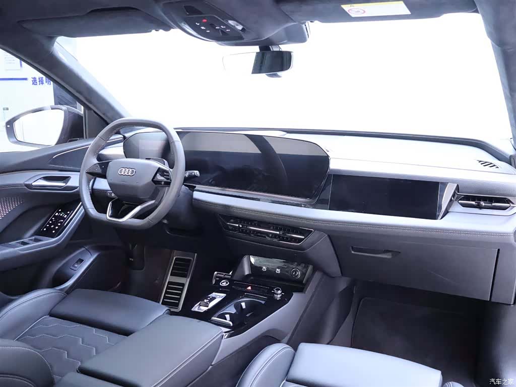 Audi e-tron, 2025 22