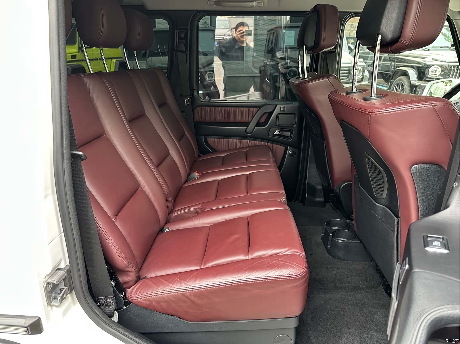 Mercedes-Benz G-Class, 2017 11