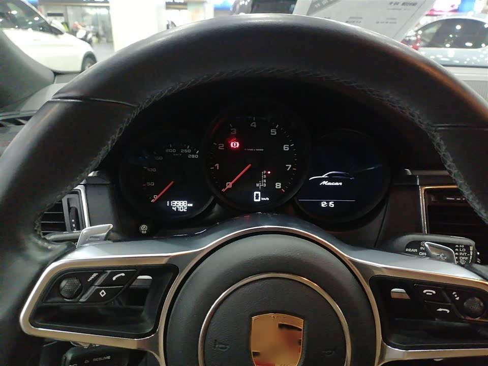 Porsche Macan