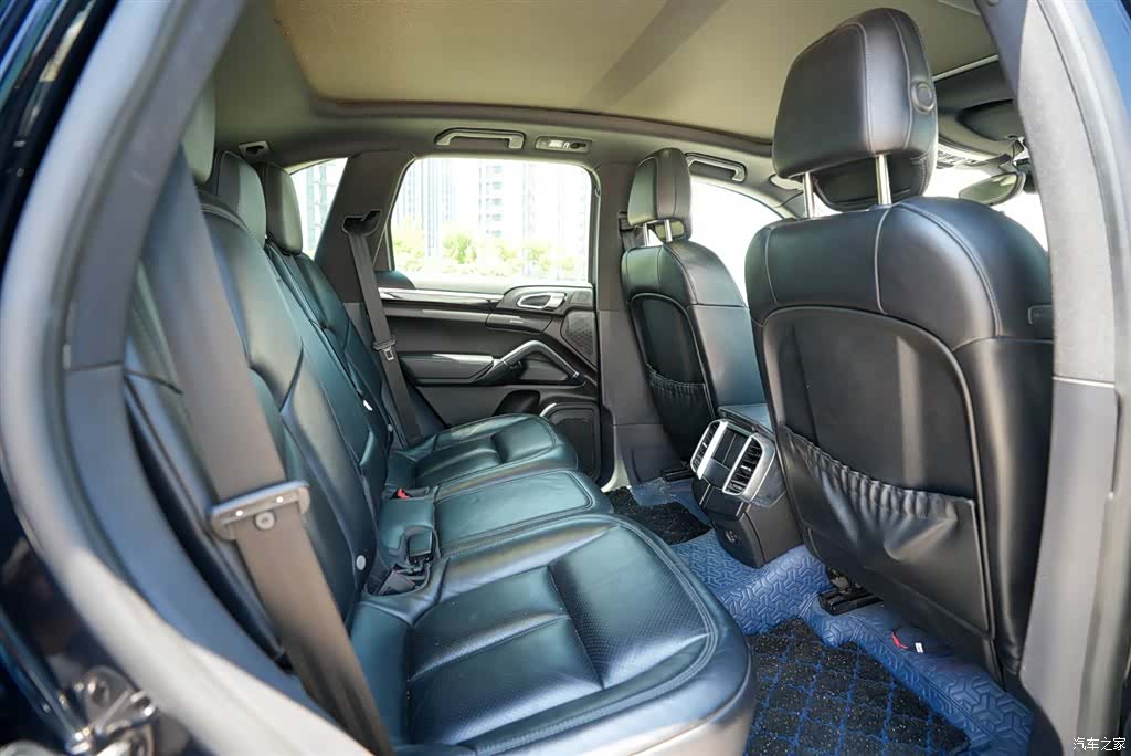 Porsche Cayenne, 2017 11