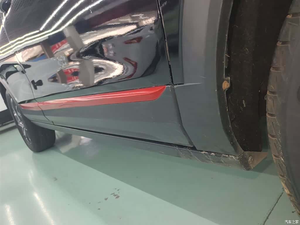 DongFeng AX7, 2021 21