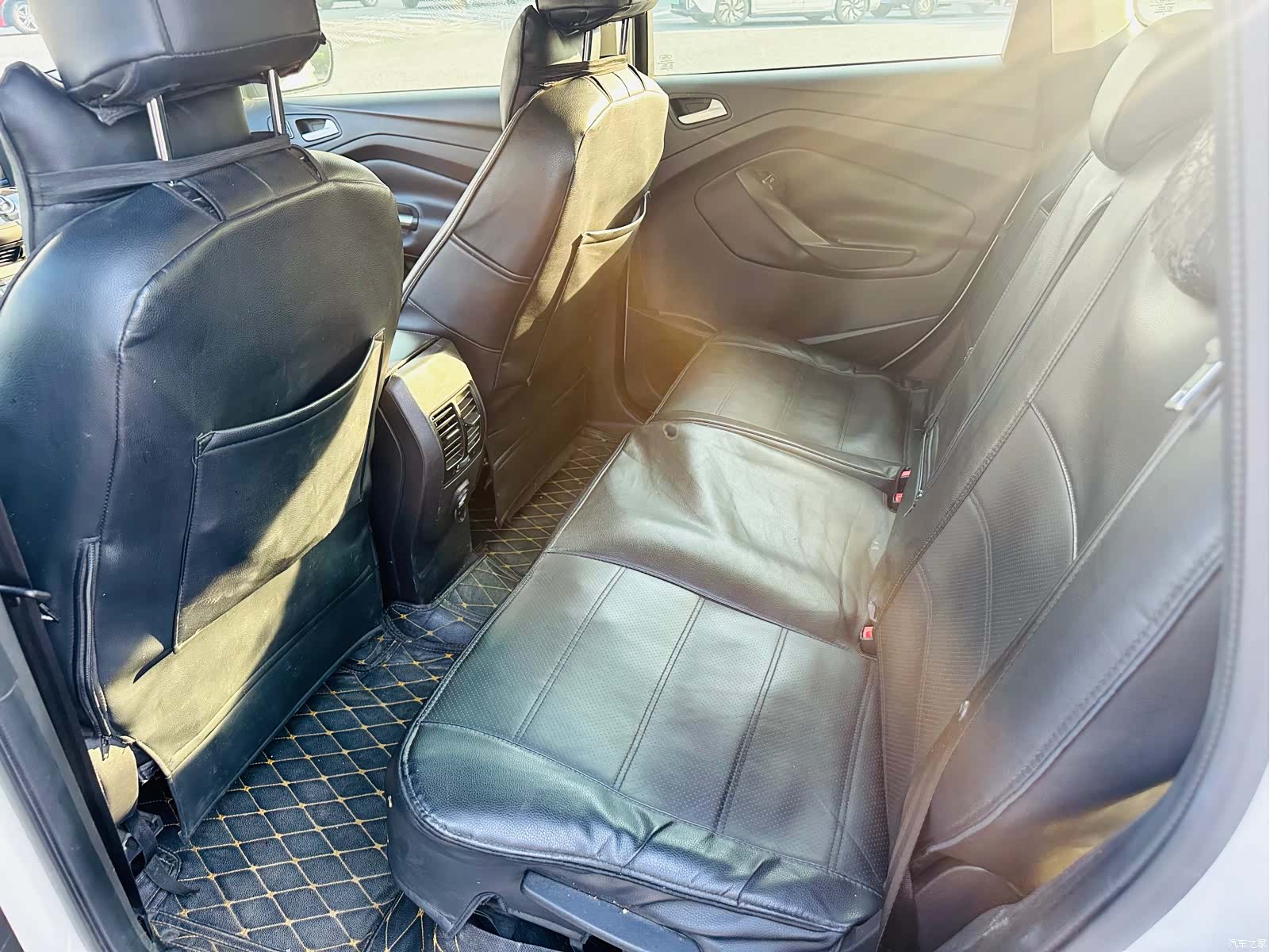 Ford Kuga, 2016 9