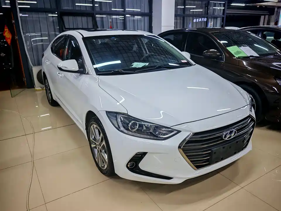 Hyundai Lead