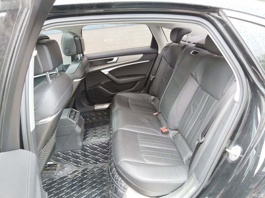Audi A6L, 2021 13