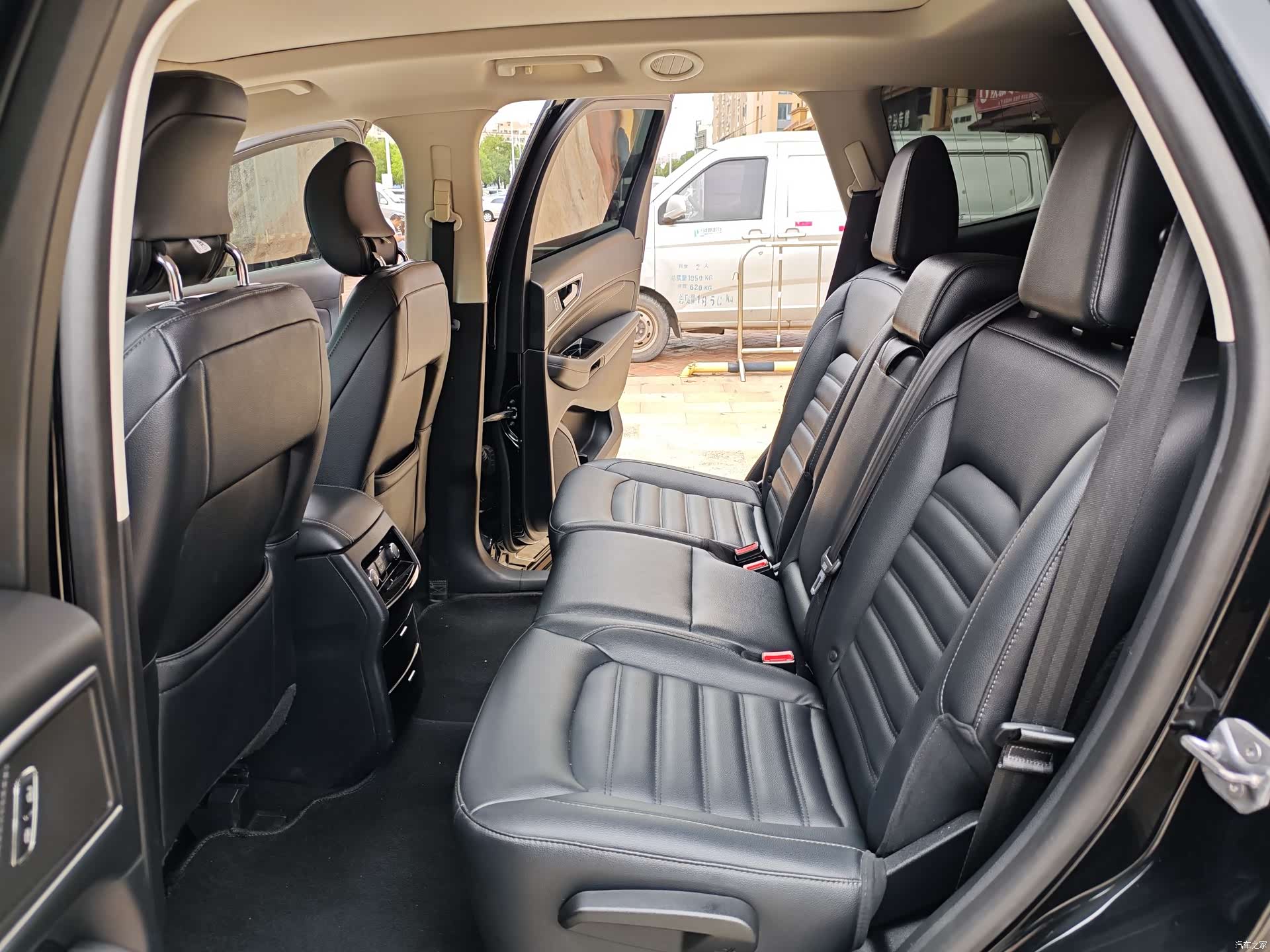 Ford Edge, 2019 8