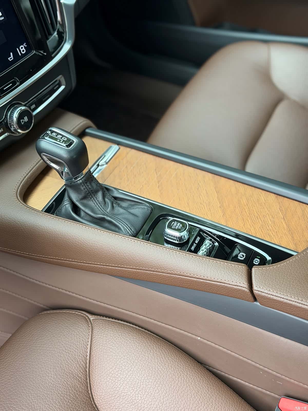 Volvo S90, 2019 11