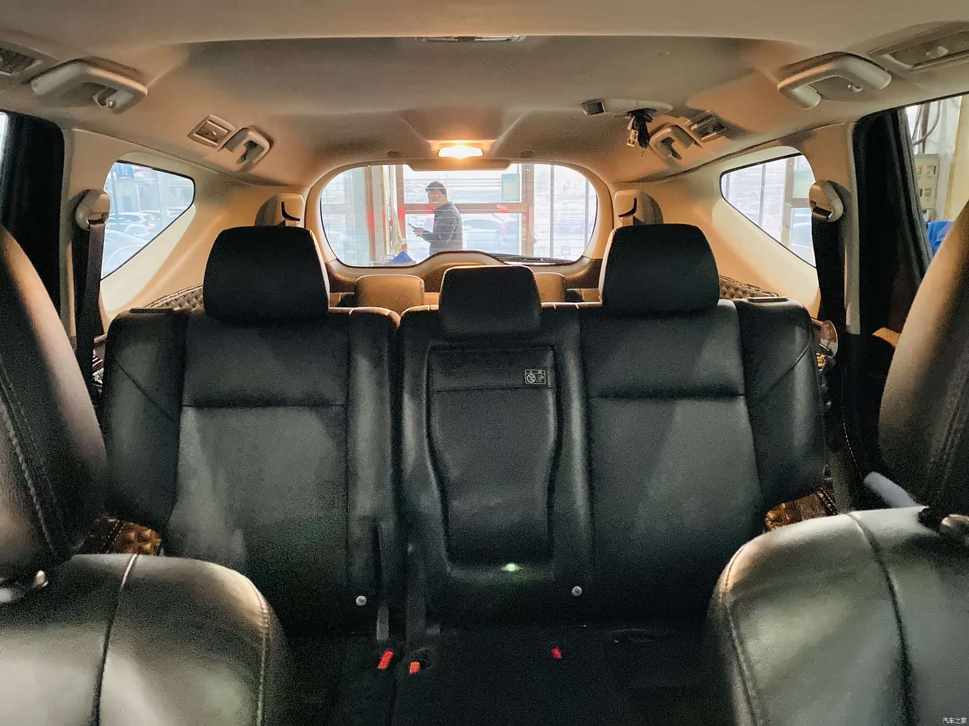 Mitsubishi Pajero, 2020 11