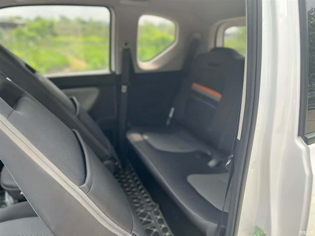Wuling MINIEV, 2021 15