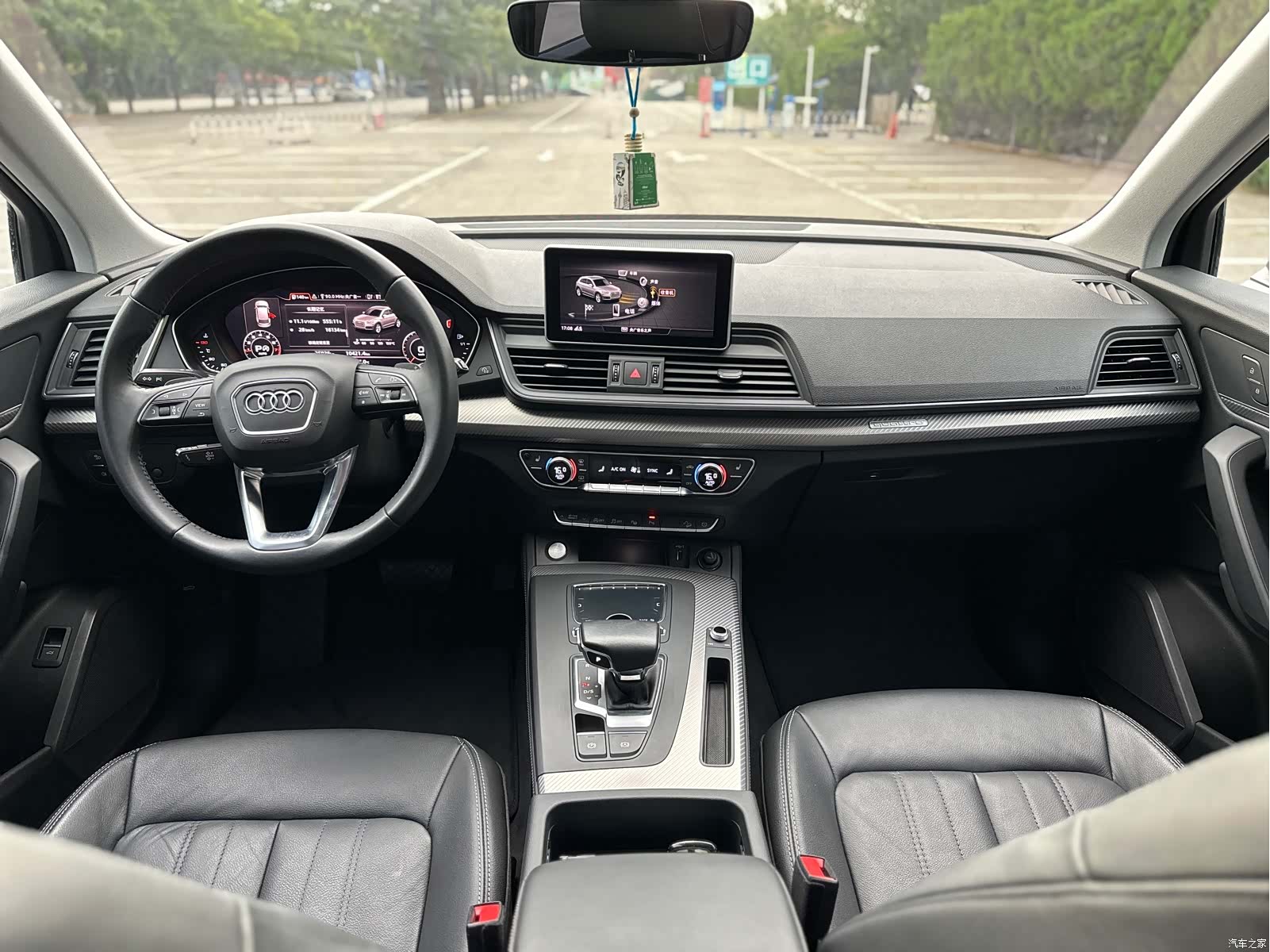 Audi Q5L, 2021 40