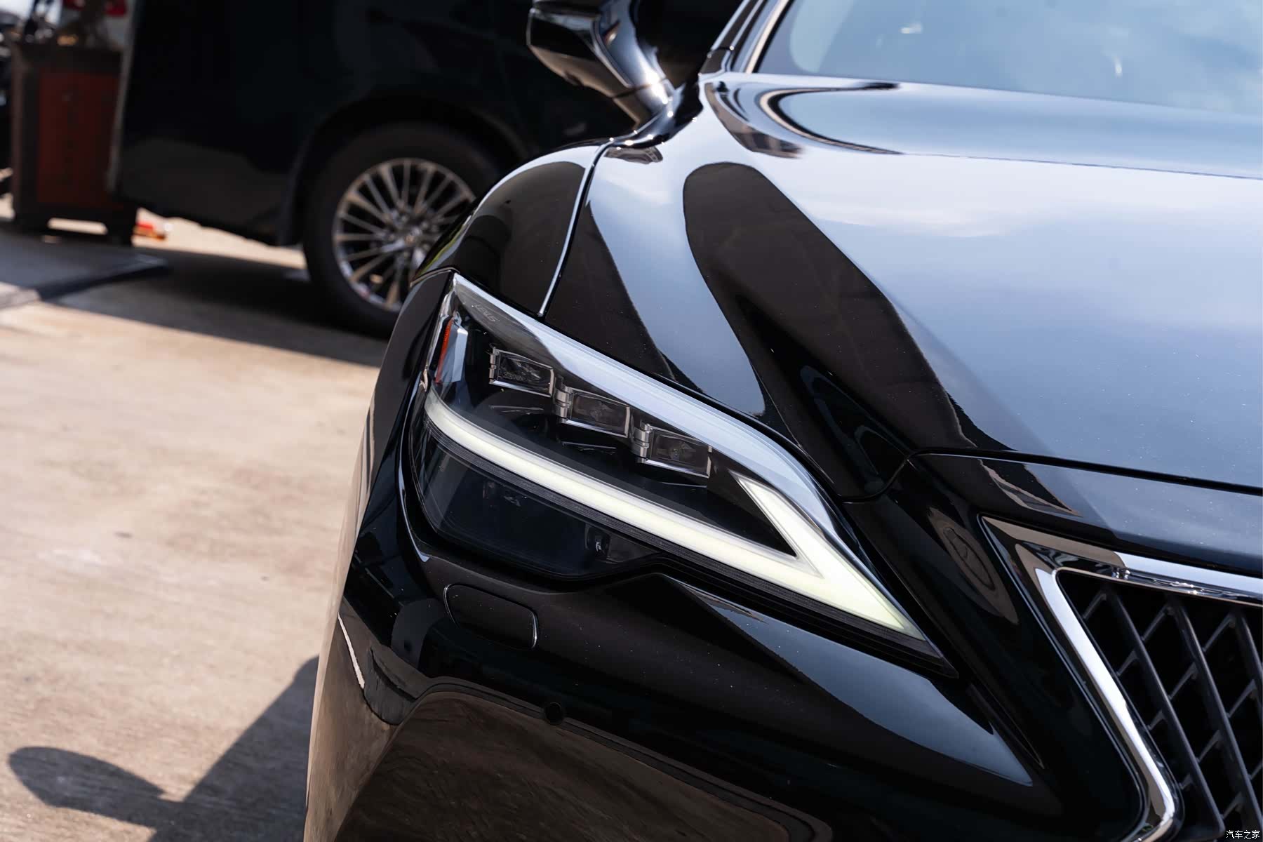 Lexus LS, 2021 6