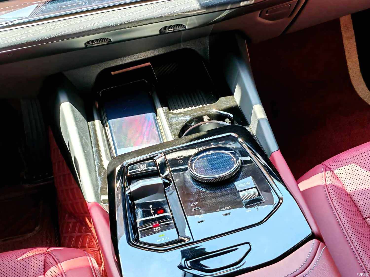 BMW 5 Series, 2024 12