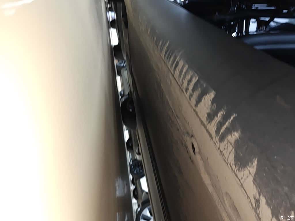 Tesla Model Y, 2023 22