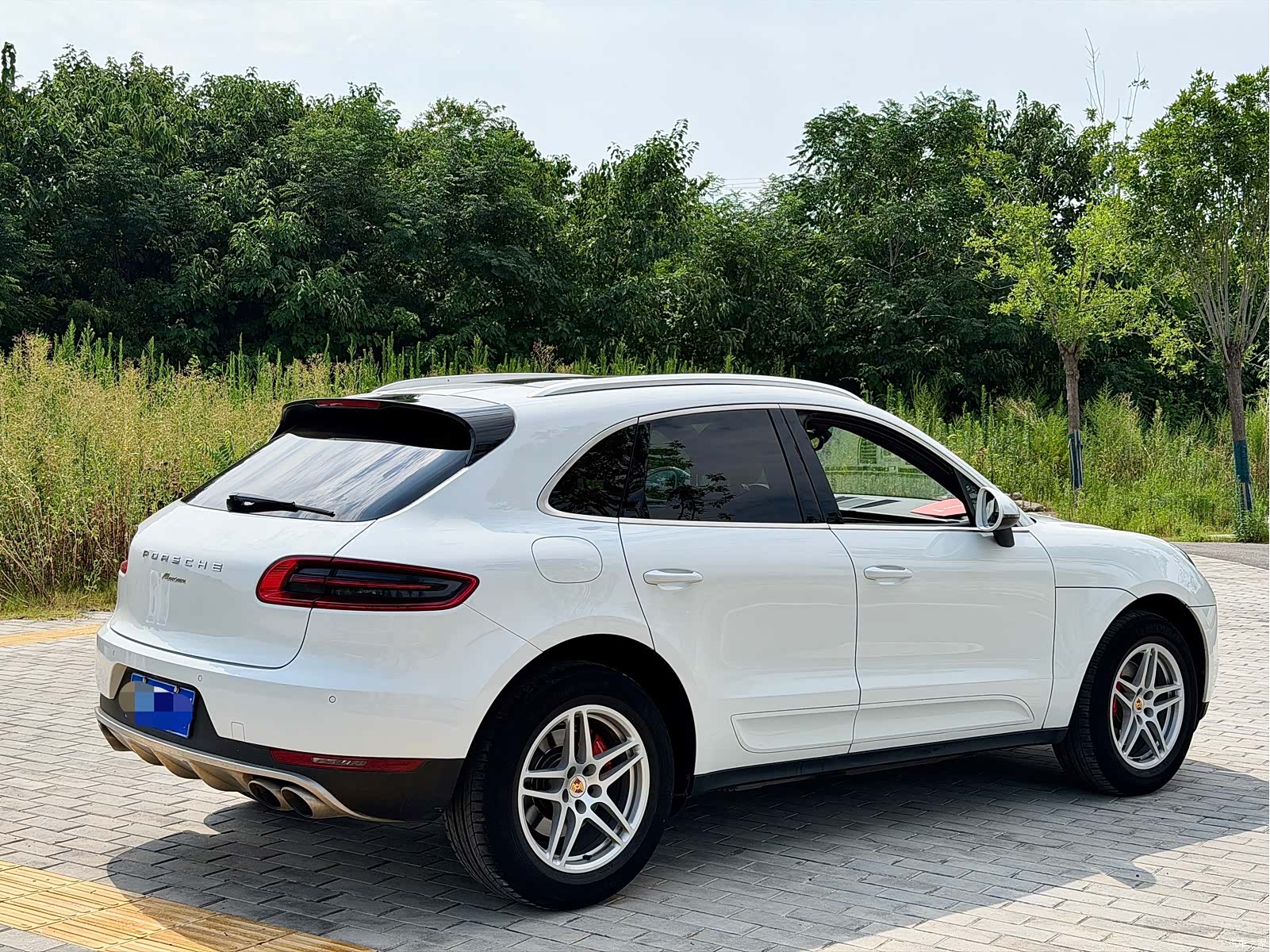 Porsche Macan, 2016 все фото