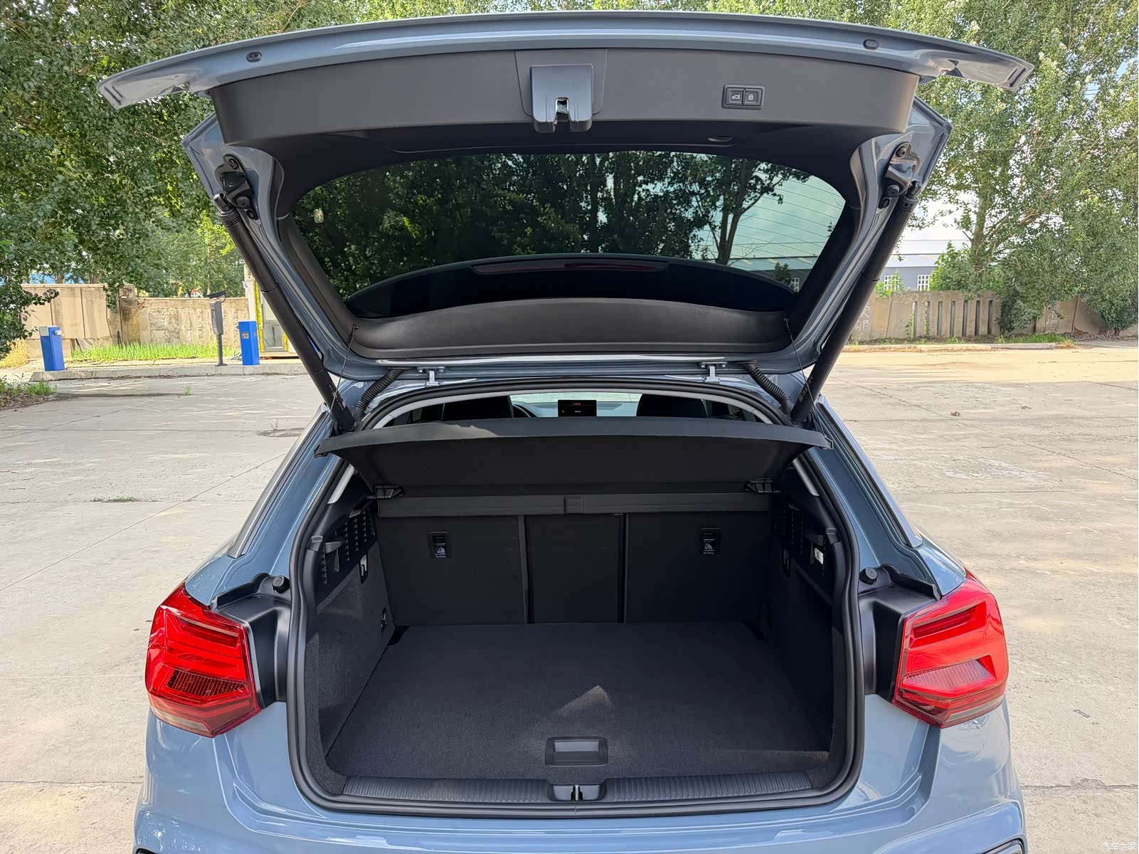 Audi Q2L, 2022 15