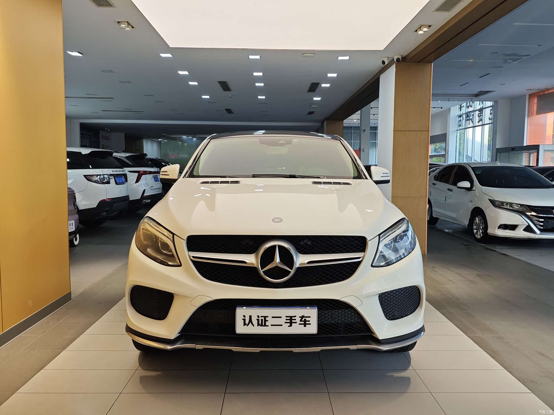 Mercedes-Benz GLE, 2016 4