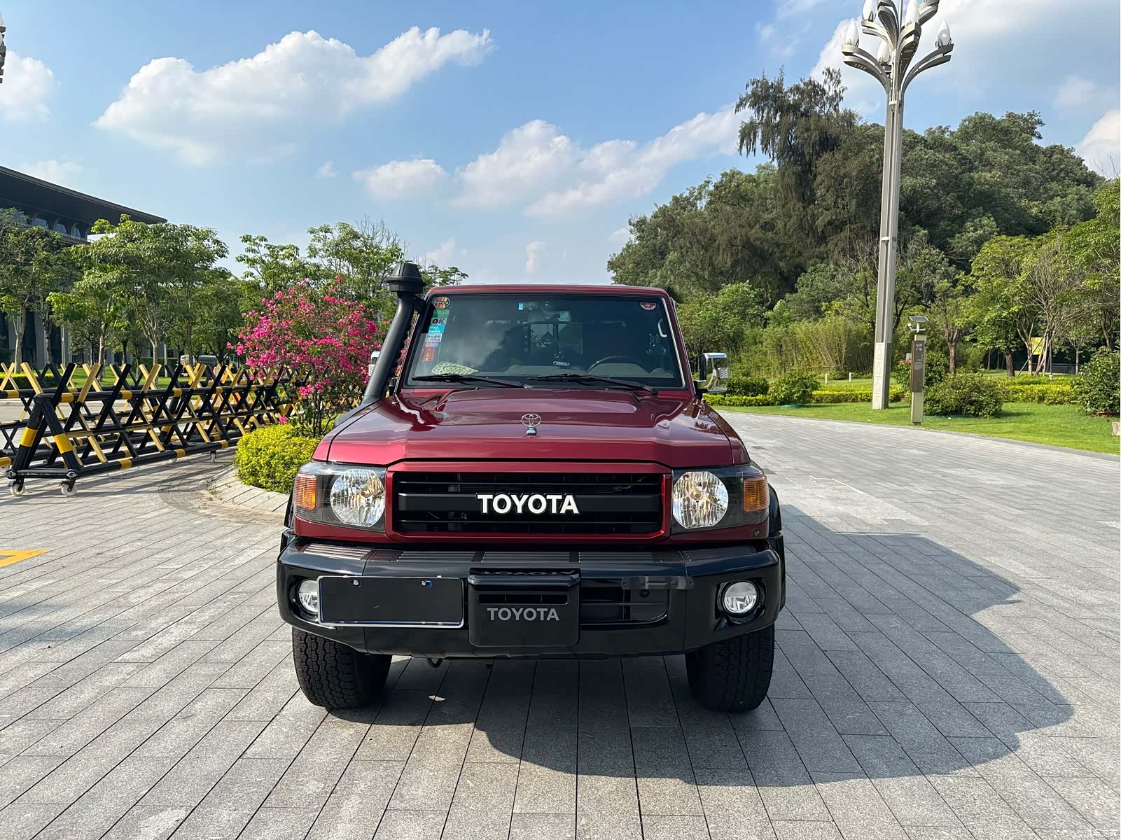 Toyota Land Cruiser, 2022 4