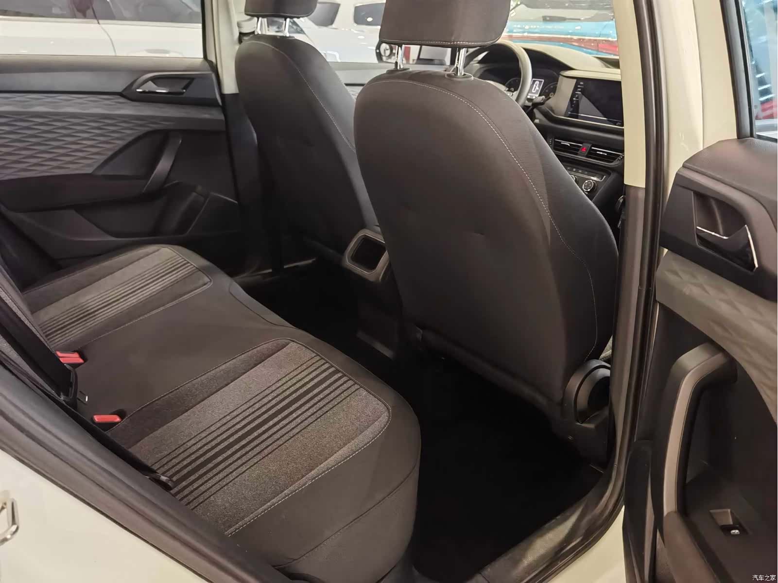 Volkswagen Tharu, 2021 17