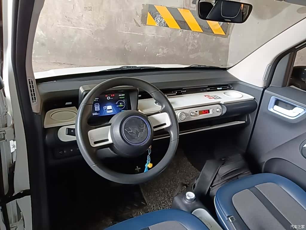 Wuling MINIEV, 2022 10