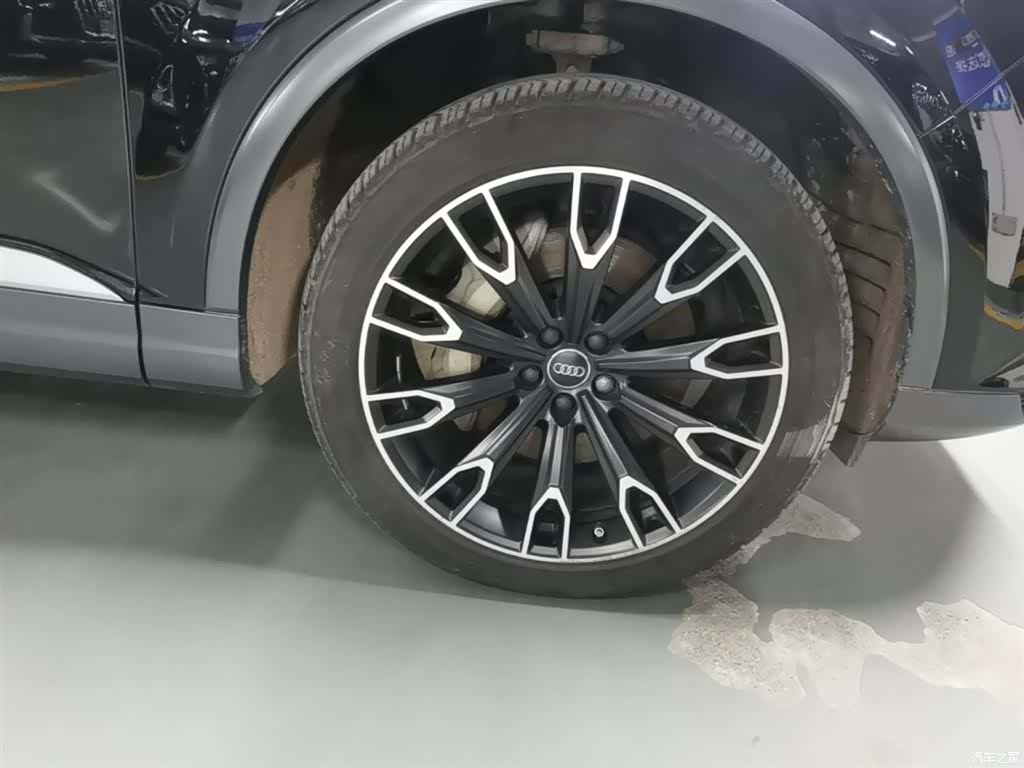 Audi Q7, 2018 14