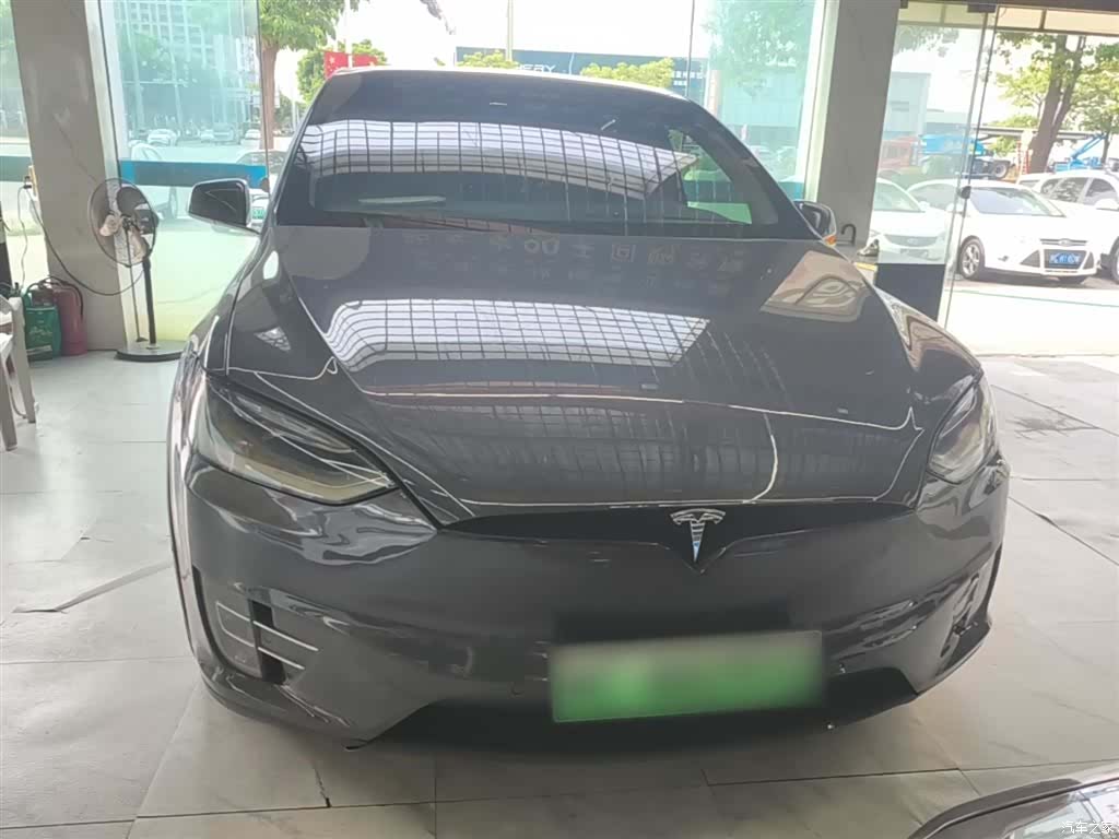 Tesla Model X, 2019 3