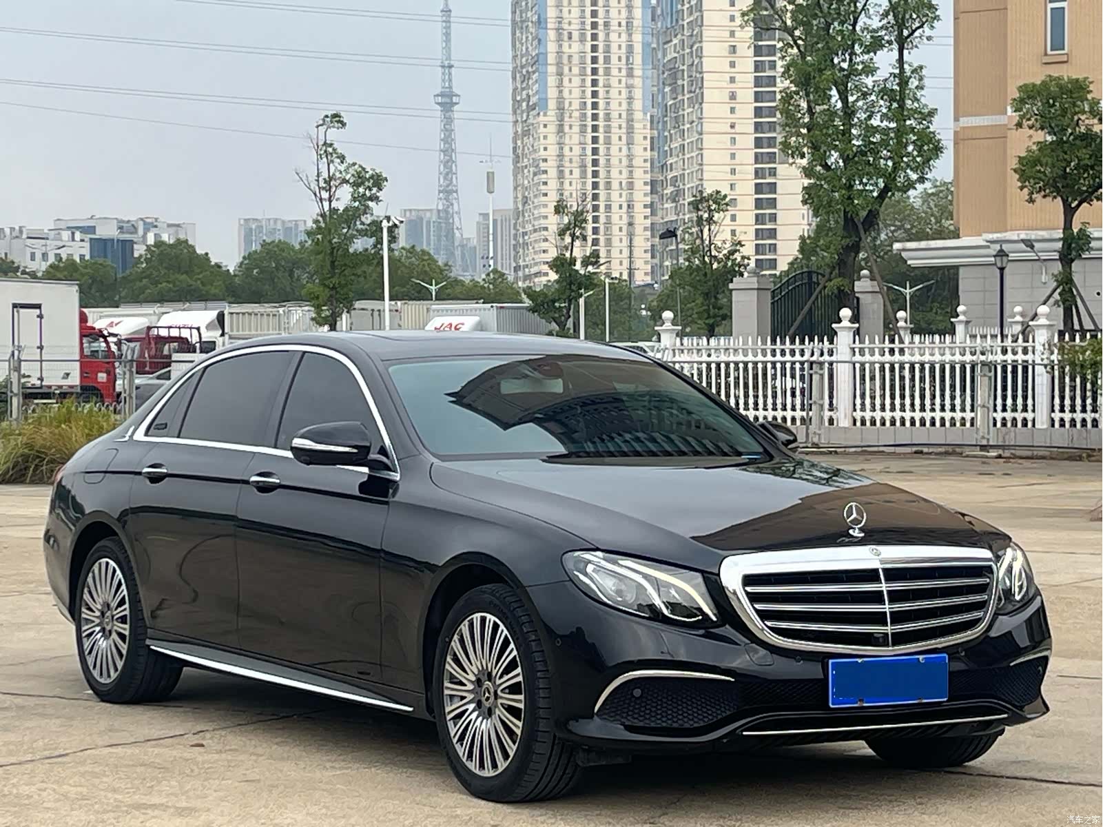Mercedes-Benz E-Class, 2018 2