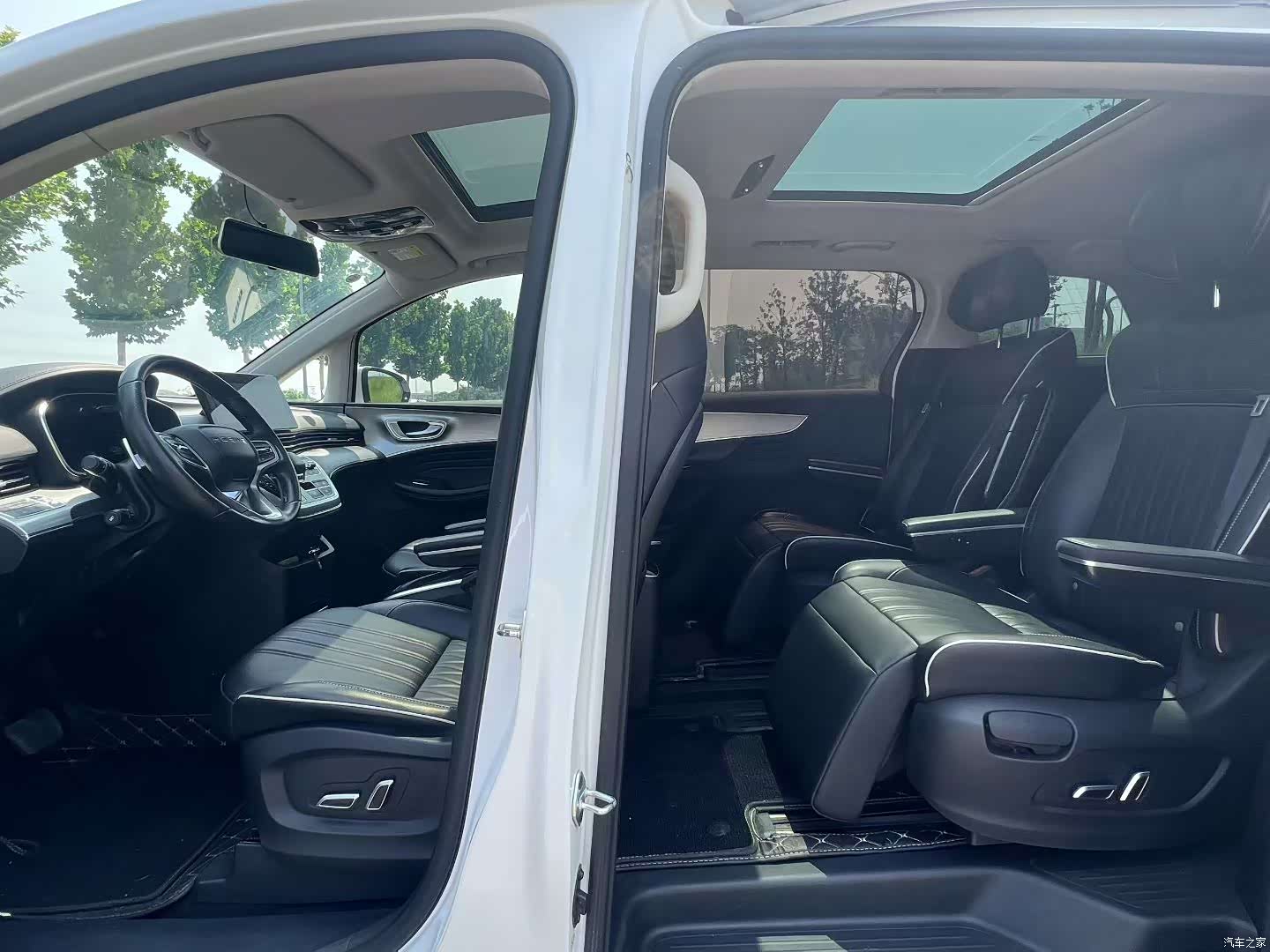 Roewe iMAX8, 2021 все фото