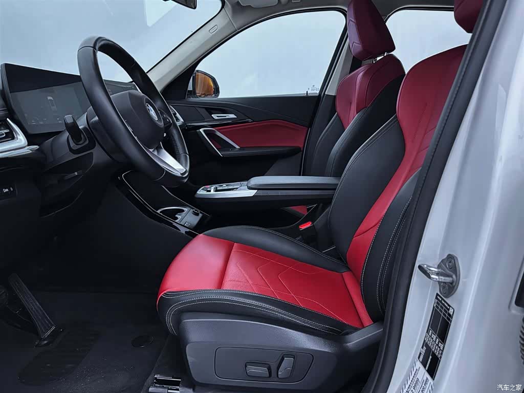 BMW X1, 2024 11