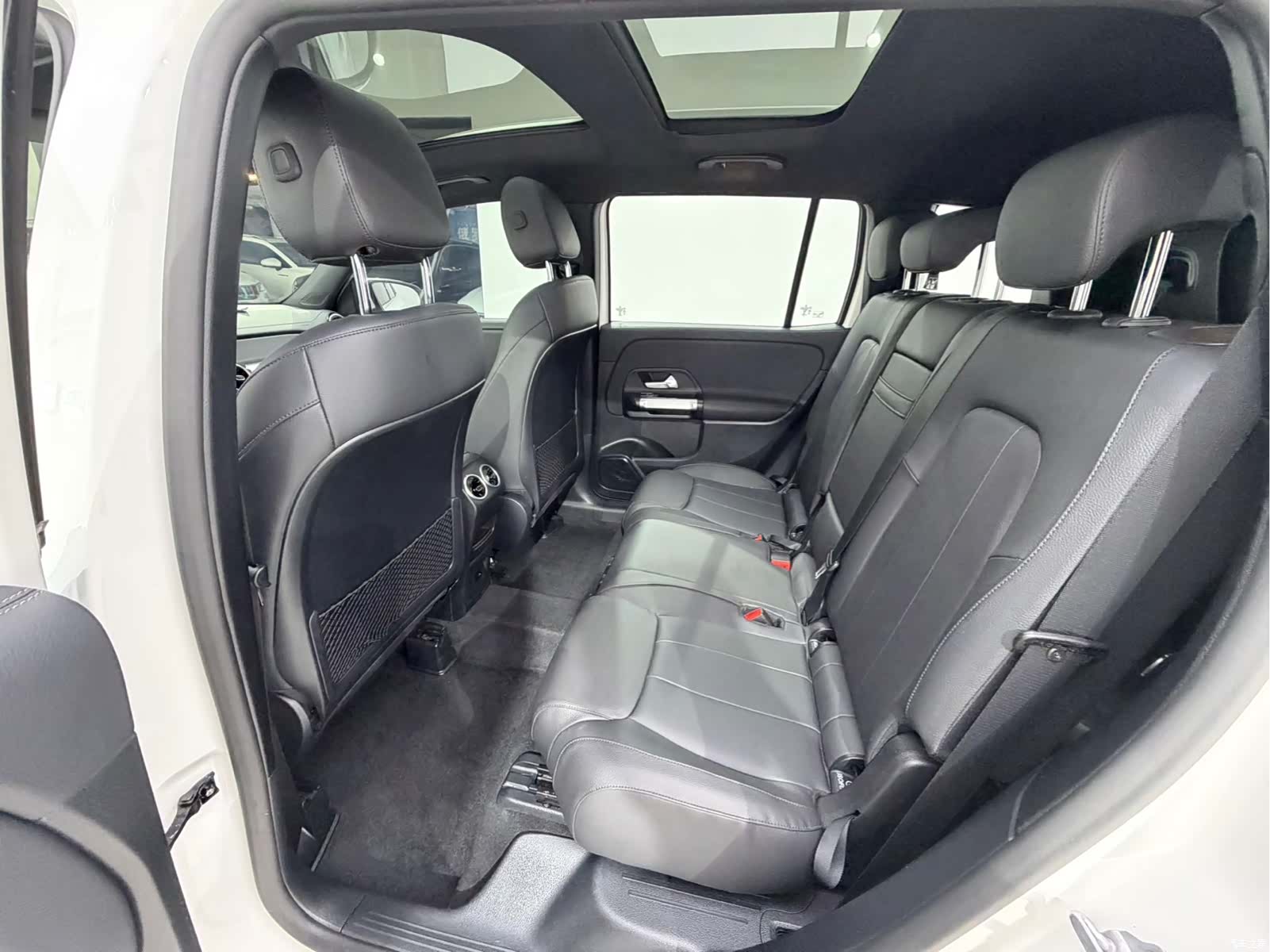 Mercedes-Benz GLB, 2022 8