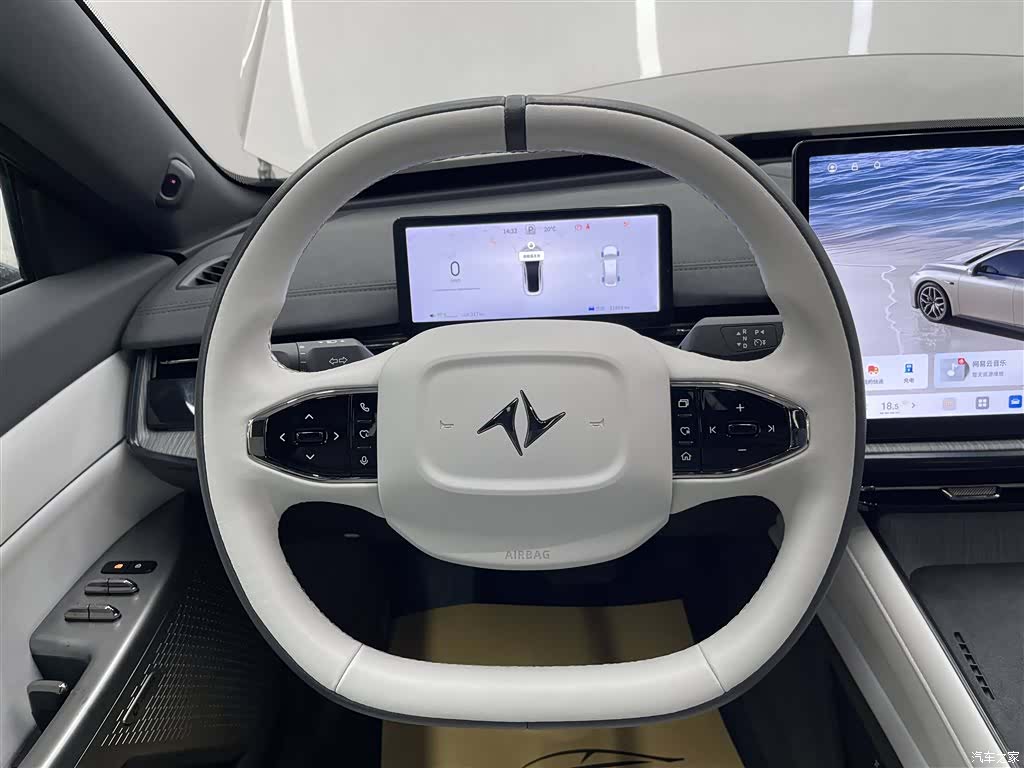 DongFeng eπ007, 2024 12