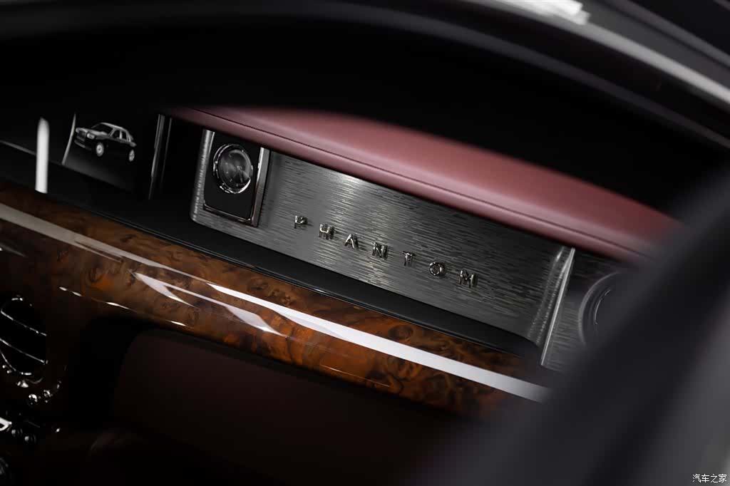 Rolls-Royce Phantom, 2019 20