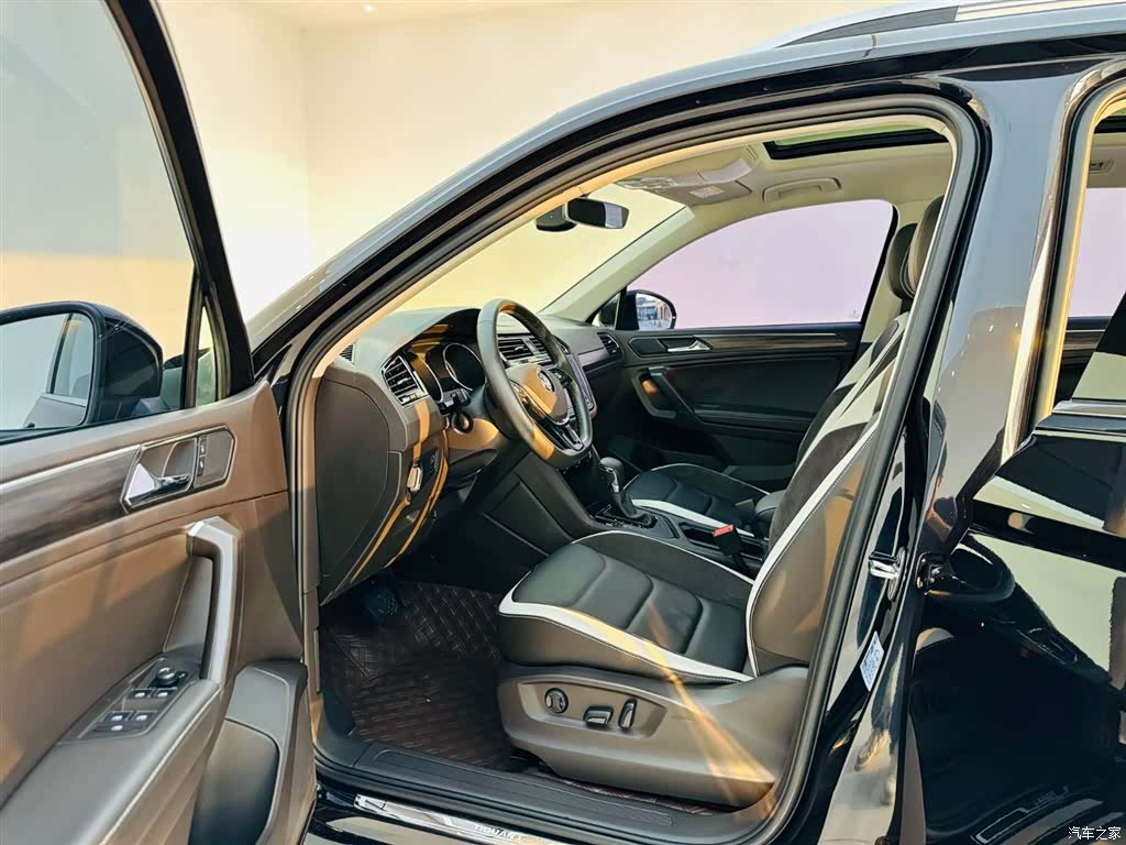 Volkswagen Tiguan L, 2018 13