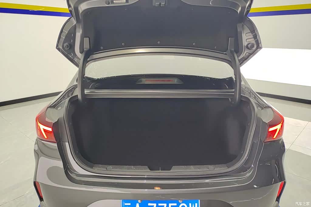 Changan Eado, 2022 4
