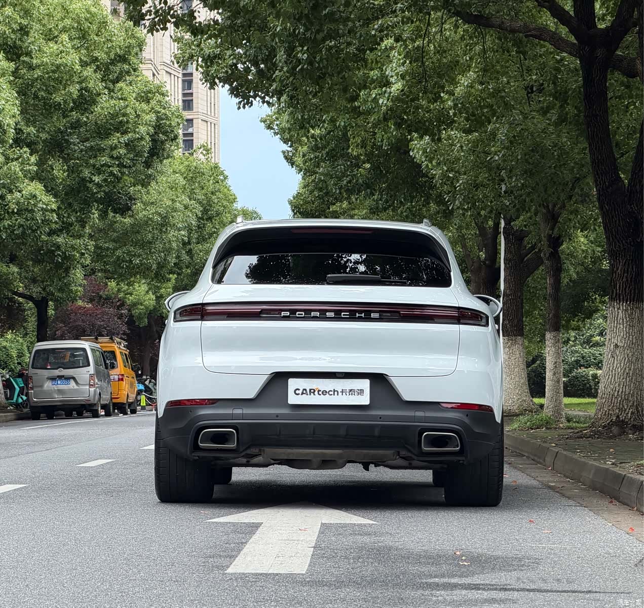 Porsche Cayenne, 2025 25