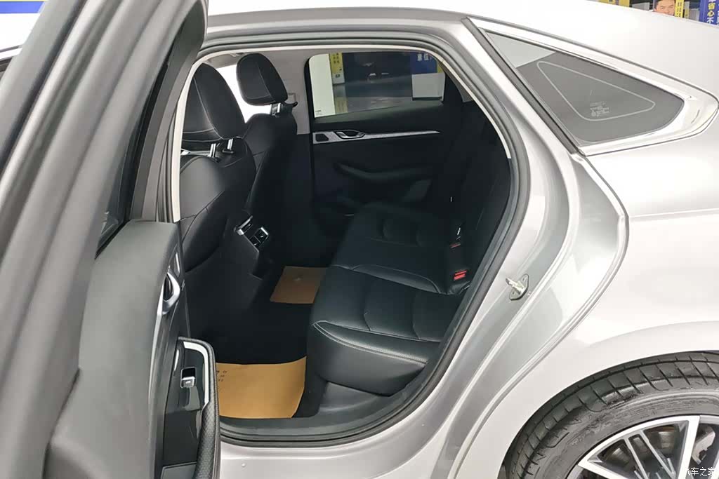 Geely Preface, 2021 11