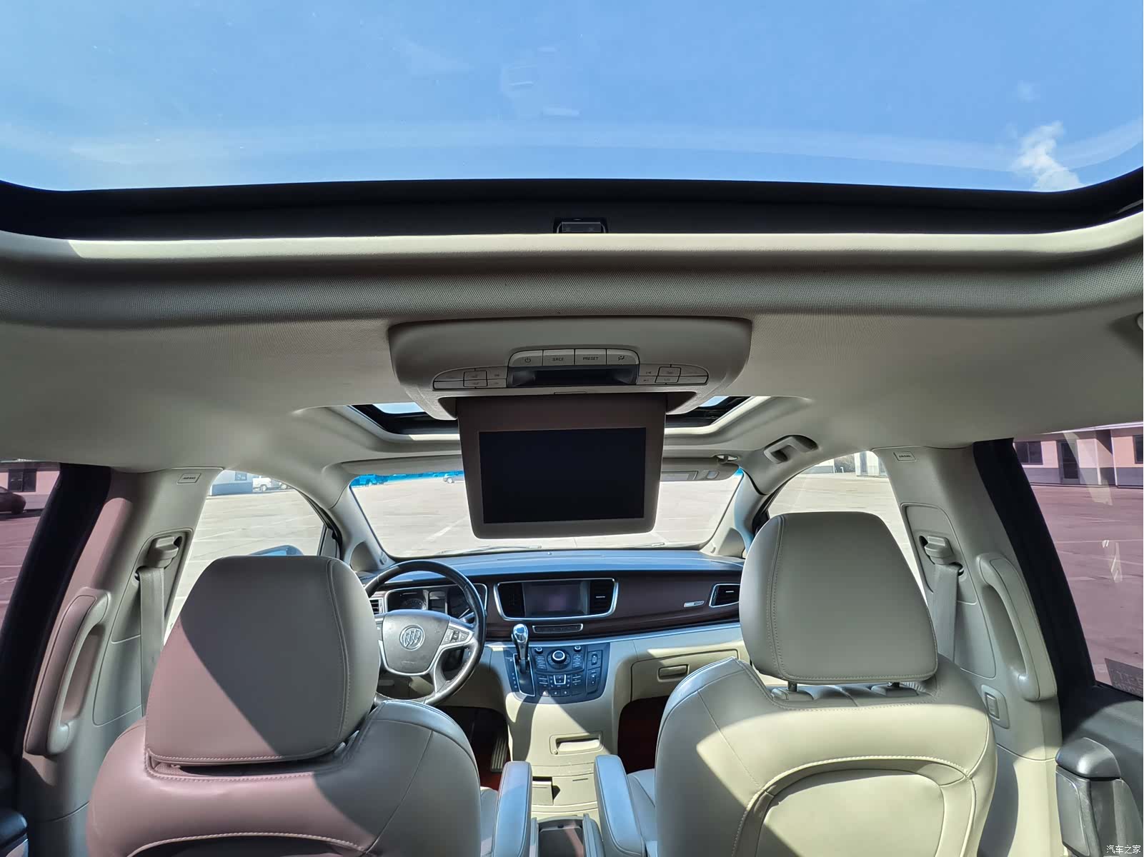 Buick GL8, 2014 8