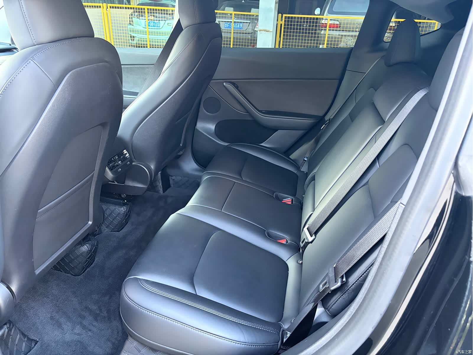 Tesla Model Y, 2023 8