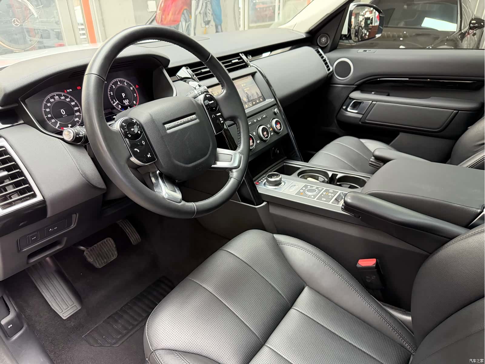 Land Rover Discovery, 2020 19