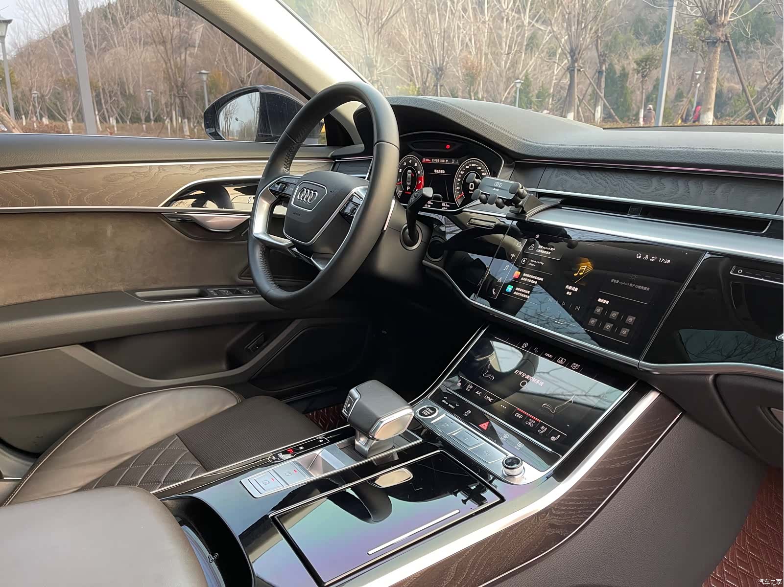 Audi A8L, 2021 13