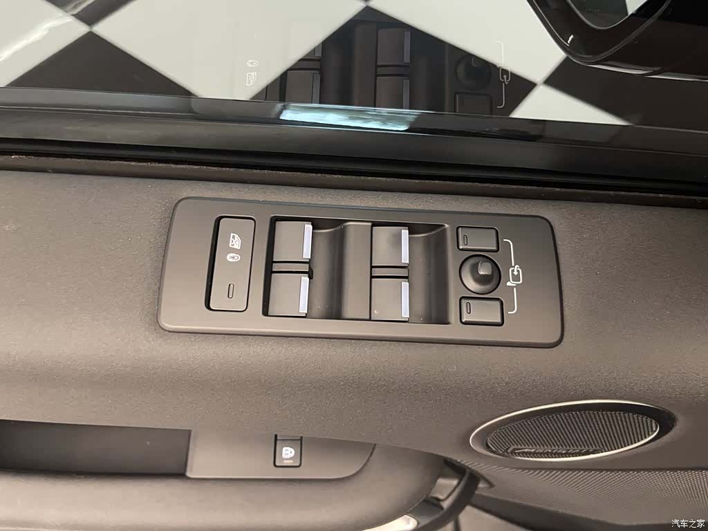 Land Rover Discovery, 2024 23