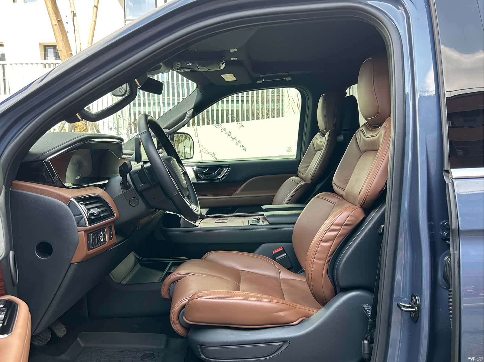 Lincoln Navigator, 2024 7