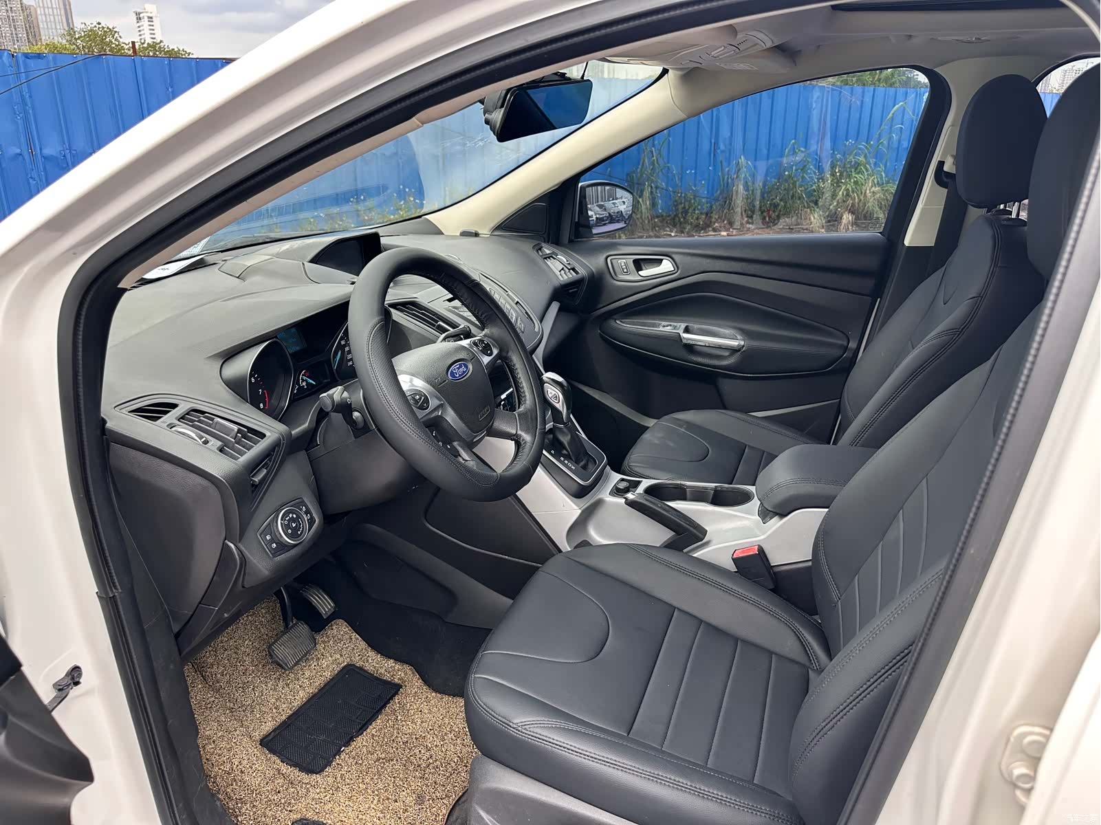Ford Kuga, 2015 7