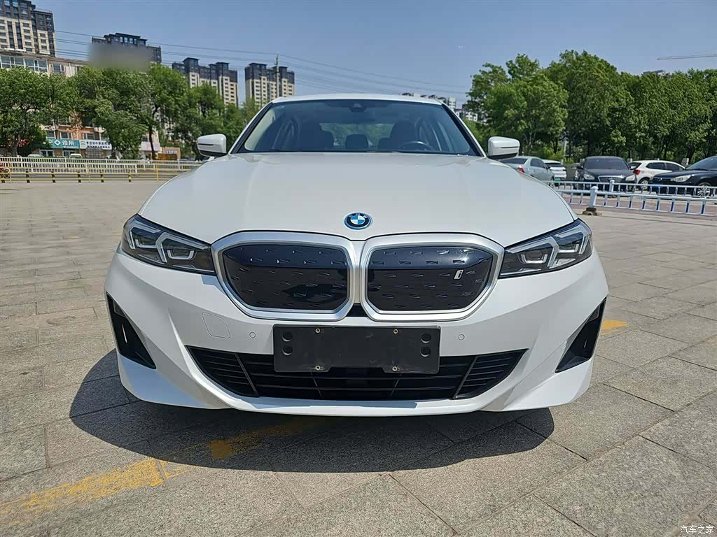 BMW i3, 2022 3