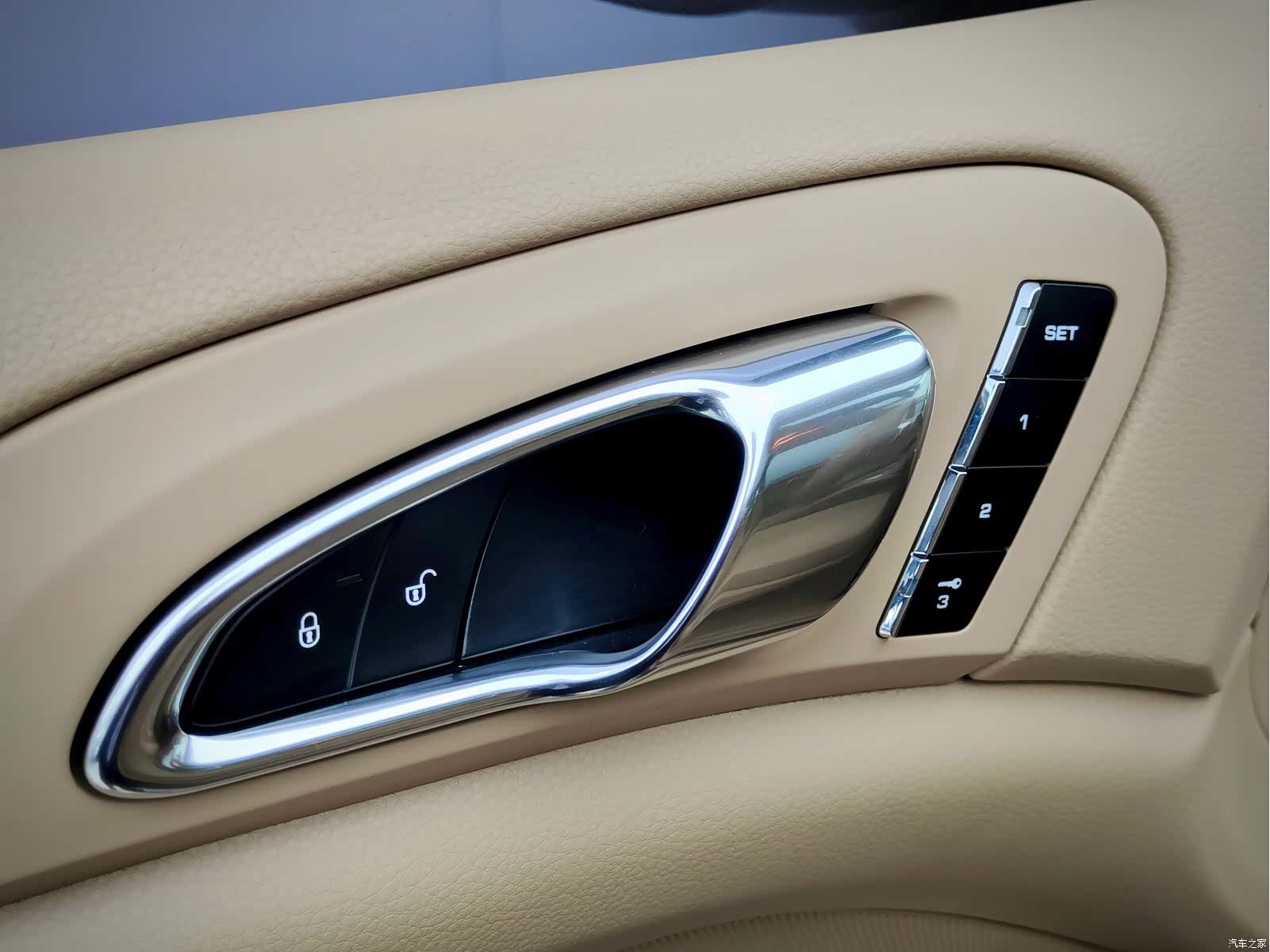 Porsche Cayenne, 2013 17