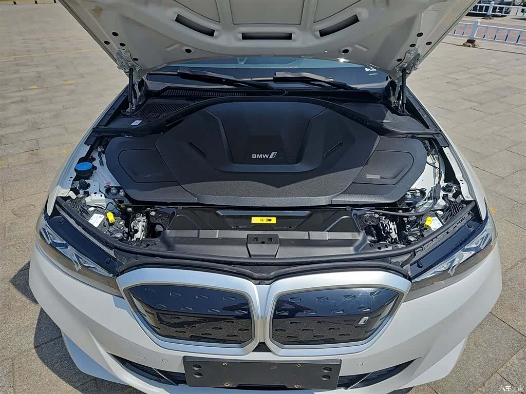 BMW i3, 2022 21