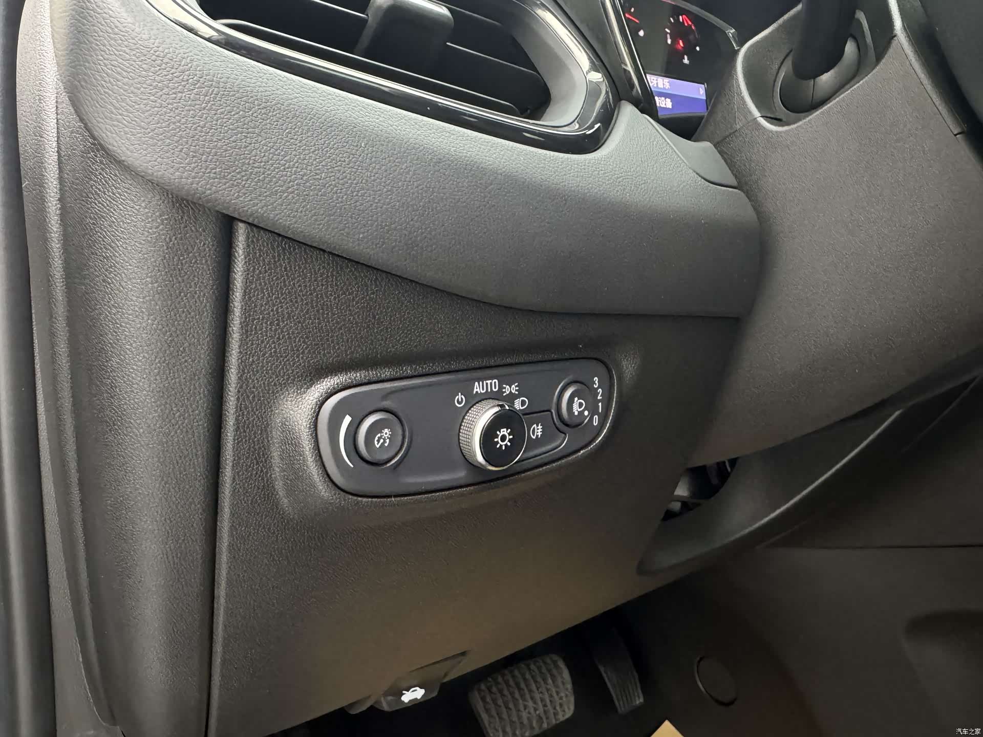 Chevrolet Equinox, 2021 25